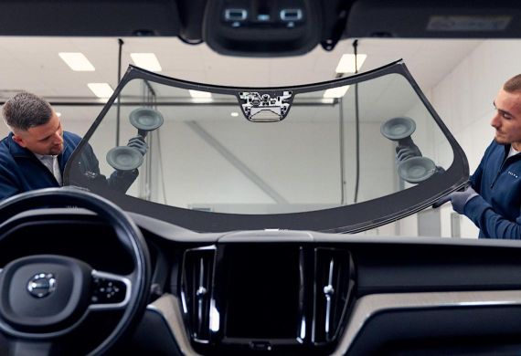 Výměna čelního skla vozu Volvo